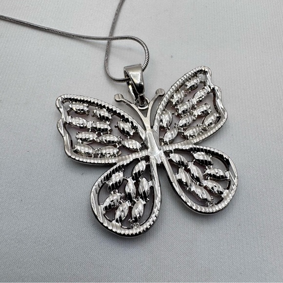 New Pink AB Crystal Butterfly Pendant Necklace Rhinestone Statement Silver - Picture 8 of 8